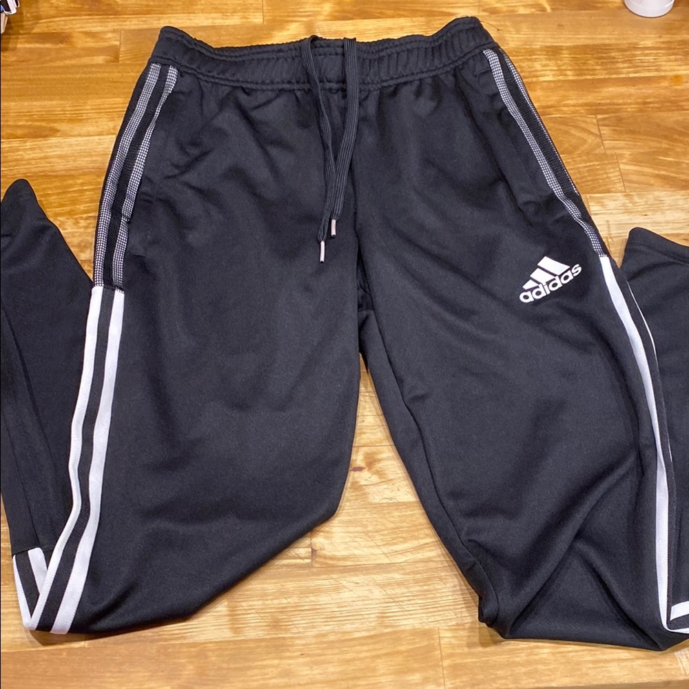 Adidas AEROREADY Track Pants – XS Primegreen Tapered Zip Joggers Black